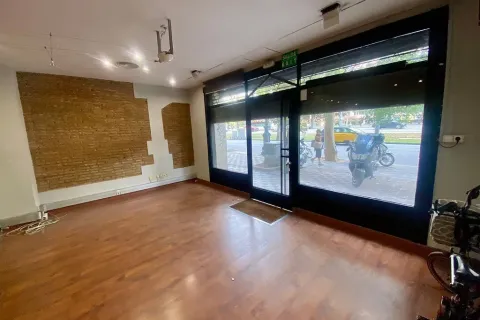 Купить коммерческую недвижимость в Барселона, Испания 457м², № 1627 - фото 2