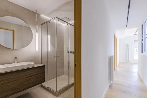 Купить квартиру в Барселона, Испания с 5 комнат, № 1630 - фото 7