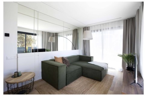 2 chambres apartment à vendre à Esplugues de Llobregat, Barcelona, Catalonia, Spain № 3614 - photo 2