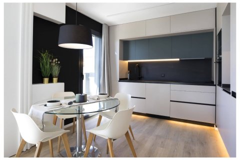 2 chambres apartment à vendre à Esplugues de Llobregat, Barcelona, Catalonia, Spain № 3614 - photo 6