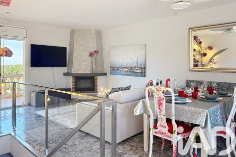 3 bedrooms apartment for sale in Canyelles, Barcelona, Catalonia, Spain № 7332 - photo 7