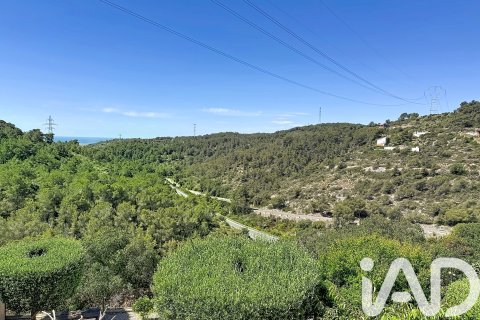 3 bedrooms apartment for sale in Canyelles, Barcelona, Catalonia, Spain № 7332 - photo 16