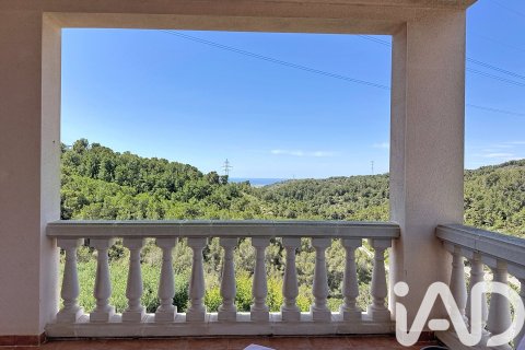 3 bedrooms apartment for sale in Canyelles, Barcelona, Catalonia, Spain № 7332 - photo 30