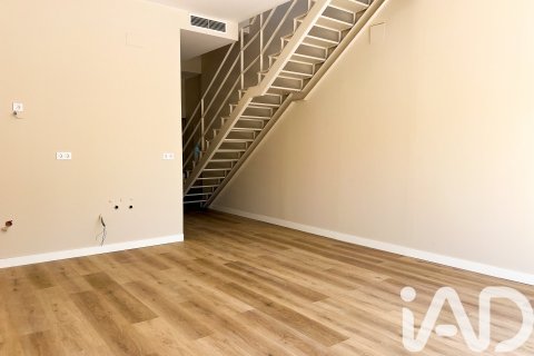 3 bedrooms duplex for sale in Sabadell, Barcelona, Catalonia, Spain № 7329 - photo 25