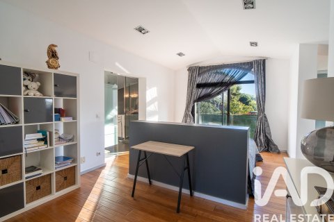 Сasa de 6 dormitorios en venta en Sant Vicenc De Montalt, Barcelona, Cataluña, Spain № 7334 - foto 12