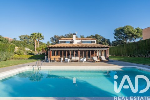 Сasa de 6 dormitorios en venta en Sant Vicenc De Montalt, Barcelona, Cataluña, Spain № 7334 - foto 9