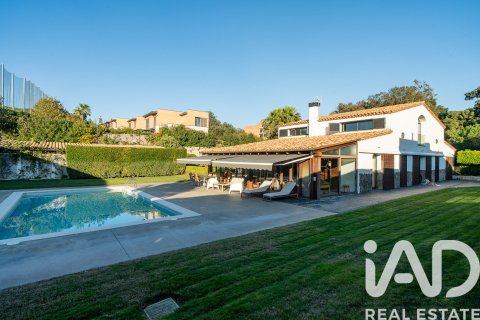 Сasa de 6 dormitorios en venta en Sant Vicenc De Montalt, Barcelona, Cataluña, Spain № 7334 - foto 2