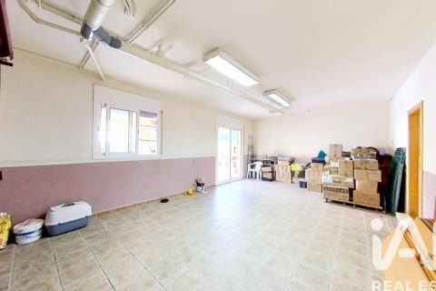 4 bedrooms house for sale in El Vendrell, Tarragona, Catalonia, Spain № 7333 - photo 8