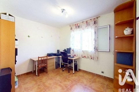 4 bedrooms house for sale in El Vendrell, Tarragona, Catalonia, Spain № 7333 - photo 18