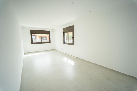 Купить дом в Кома-Руга, Испания с 4 комнаты, 190м², № 1591 - фото 15