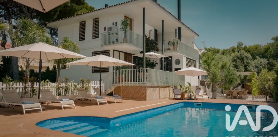 6 bedrooms house for sale in Torredembarra, Tarragona, Catalonia, Spain № 4672