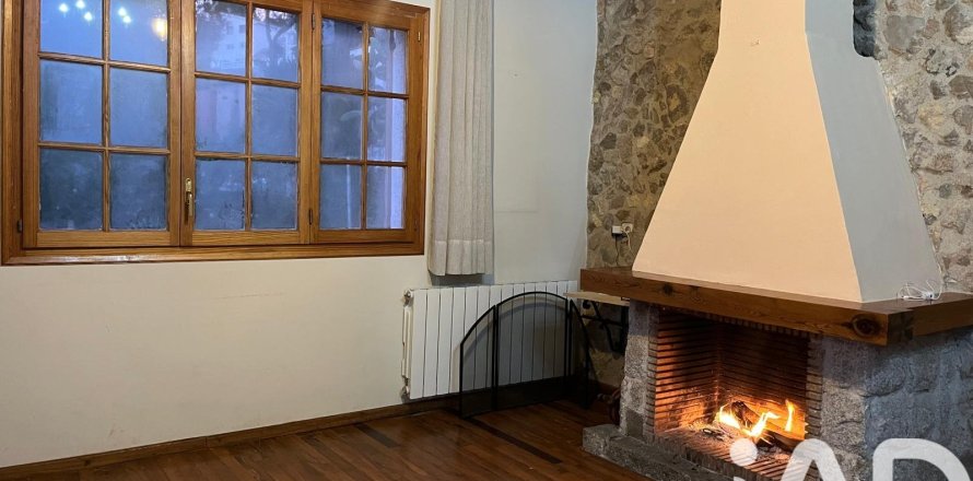 Дом с 4 спальнями в Кубельесе, Барселона, Каталония, Испания № 4668