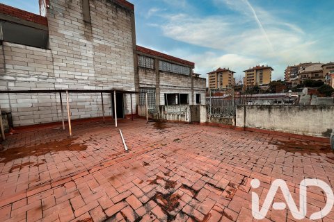 Купить коммерческую недвижимость в Сан-Висенс дельс Хортс, Испания 969м², № 4666 - фото 29