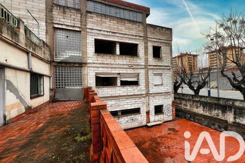 Купить коммерческую недвижимость в Сан-Висенс дельс Хортс, Испания 969м², № 4666 - фото 22