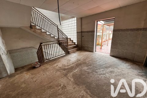 Купить коммерческую недвижимость в Сан-Висенс дельс Хортс, Испания 969м², № 4666 - фото 27