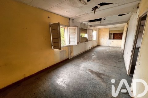 Купить коммерческую недвижимость в Сан-Висенс дельс Хортс, Испания 969м², № 4666 - фото 19