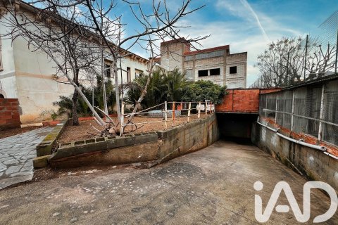 969 sq.m. commercial property for sale in Sant Vicenc Dels Horts, Barcelona, Catalonia, Spain № 4666