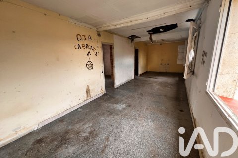 Купить коммерческую недвижимость в Сан-Висенс дельс Хортс, Испания 969м², № 4666 - фото 20