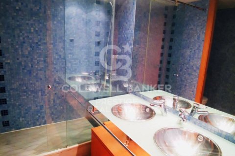 564 sq.m. commercial property for sale in Barcelona, Catalonia, Spain № 5533 - photo 24