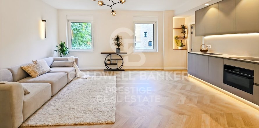 3 bedrooms apartment for sale in Barcelona, Catalonia, Spain № 5536