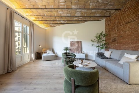 2 bedrooms apartment for sale in Barcelona, Catalonia, Spain № 5537 - photo 3