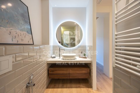 2 bedrooms apartment for sale in Barcelona, Catalonia, Spain № 5537 - photo 11