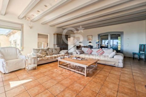8 bedrooms villa for sale in Pau, Girona, Catalonia, Spain № 5532 - photo 7