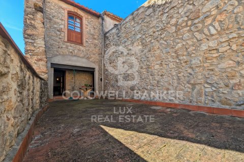 3 bedrooms house for sale in Agullana, Girona, Catalonia, Spain № 5535 - photo 10