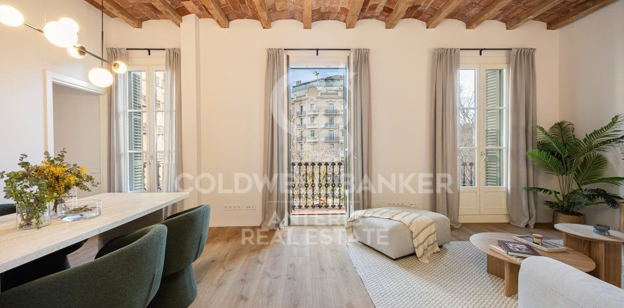 Квартира с 2 спальнями в Барселоне, Каталония, Испания № 5291