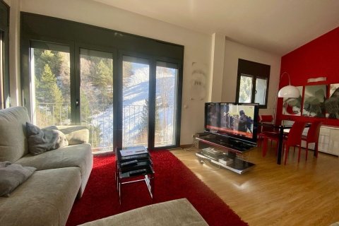 2 bedrooms penthouse for sale in Principado De Andorra (Ninguna Poblacion Tiene C.P.), Lleida, Catalonia, Spain № 5289 - photo 3