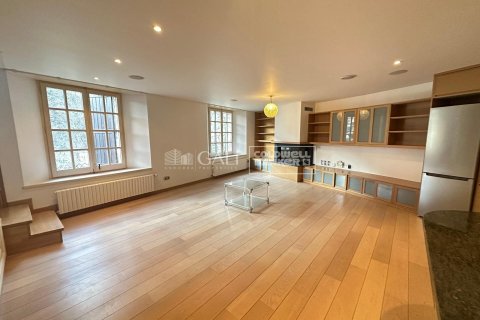 Дом с 3 спальнями в Принципате Андорре , Лерида, Каталония, Испания № 6136