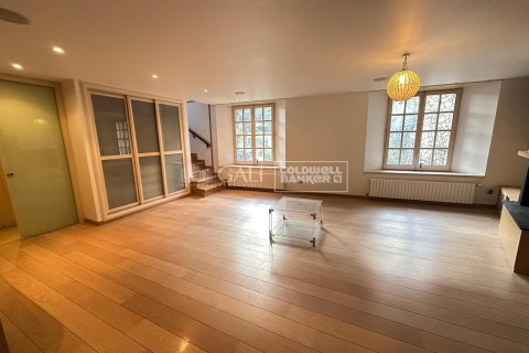 3 bedrooms house for rent in Principado De Andorra (Ninguna Poblacion Tiene C.P.), Lleida, Catalonia, Spain № 6136 - photo 2