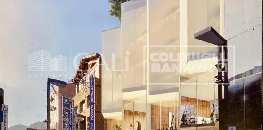 1457 m² commercial property à louer à Principado De Andorra (Ninguna Poblacion Tiene C.P.), Lleida, Catalonia, Spain № 6138