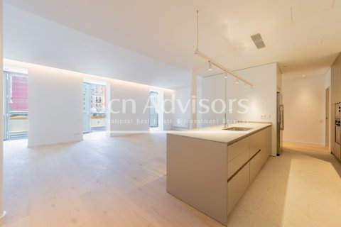 2 chambres apartment à vendre à Barcelona, Catalonia, Spain № 2878 - photo 2