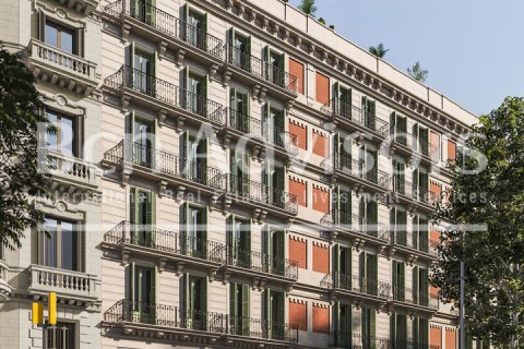 Купить квартиру в Барселона, Испания с 2 спальни, № 2883 - фото 29