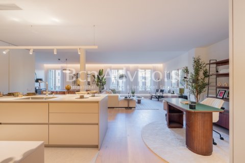 Купить квартиру в Барселона, Испания с 2 спальни, № 2883 - фото 12