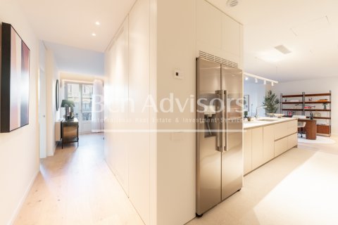 Купить квартиру в Барселона, Испания с 2 спальни, № 2883 - фото 18