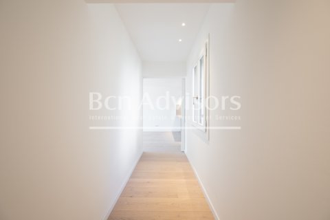 Купить пентхаус в Барселона, Испания с 2 спальни, № 2879 - фото 17