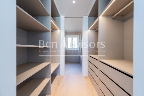 Купить пентхаус в Барселона, Испания с 2 спальни, № 2879 - фото 20