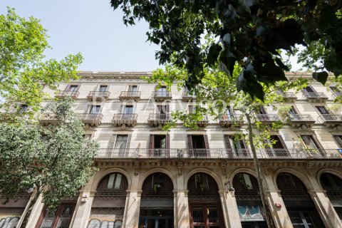 Купить пентхаус в Барселона, Испания с 2 спальни, № 2882 - фото 18