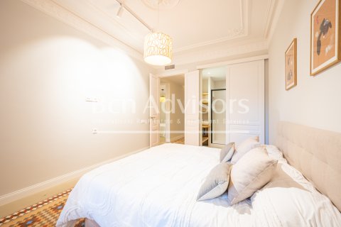 Купить квартиру в Барселона, Испания с 3 спальни, 128м², № 2881 - фото 25