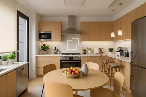 Apartamento de 4 dormitorios en venta en Barcelona, Cataluña, Spain № 6546 - foto 3