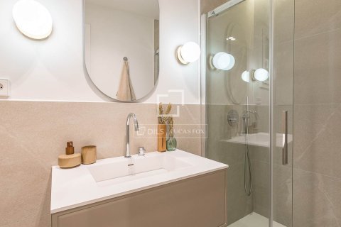 2 bedrooms apartment for sale in Barcelona, Catalonia, Spain № 6548 - photo 15