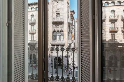 2 bedrooms apartment for sale in Barcelona, Catalonia, Spain № 6548 - photo 2