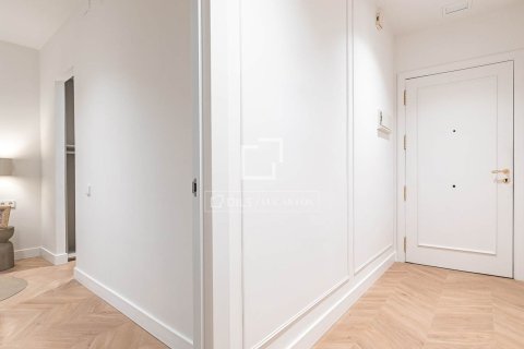 2 bedrooms apartment for sale in Barcelona, Catalonia, Spain № 6548 - photo 14
