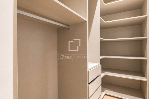 2 bedrooms apartment for sale in Barcelona, Catalonia, Spain № 6548 - photo 6