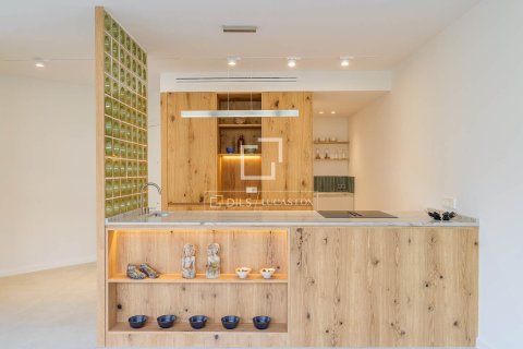 3 bedrooms apartment for sale in Barcelona, Catalonia, Spain № 6552 - photo 5