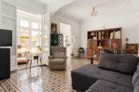 5 chambres apartment à vendre à Barcelona, Catalonia, Spain № 4475 - photo 9