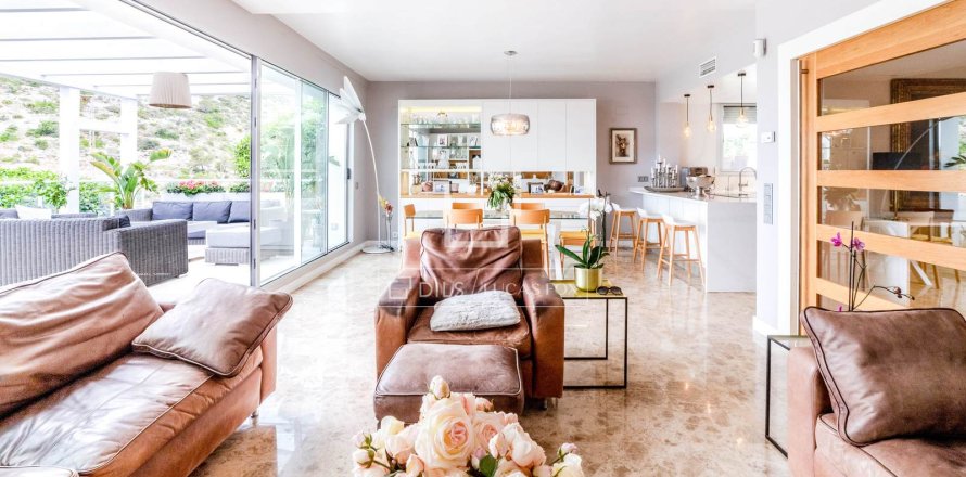 3 chambres villa à vendre à Sitges, Barcelona, Catalonia, Spain № 4476