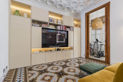 5 chambres apartment à vendre à Barcelona, Catalonia, Spain № 4477 - photo 25